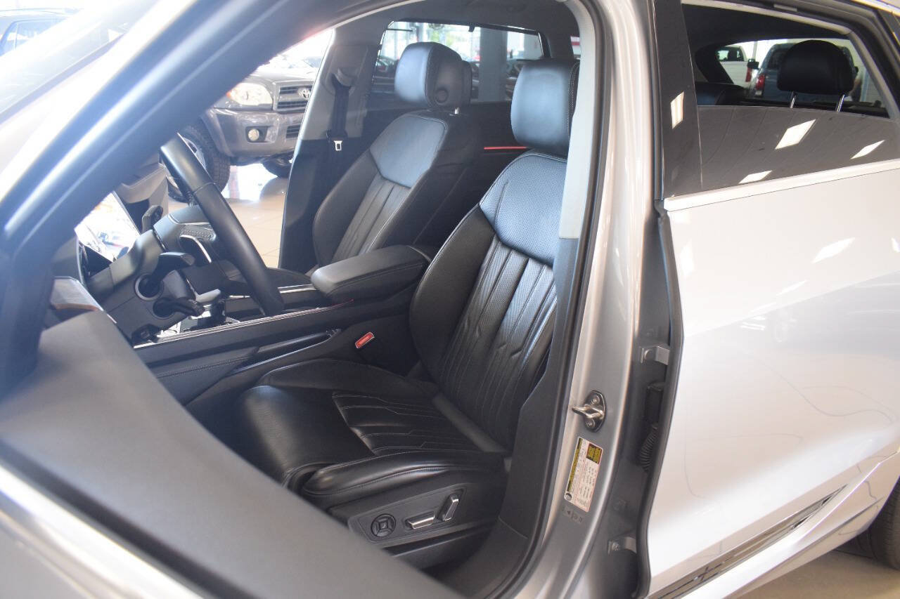 Used 2019 Audi e-tron Prestige w/ Prestige Package AWD/4WD image 55