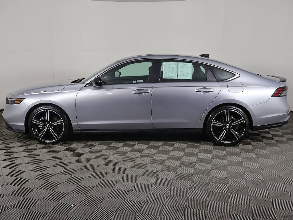 Certified 2025 Honda Accord Sport image 17