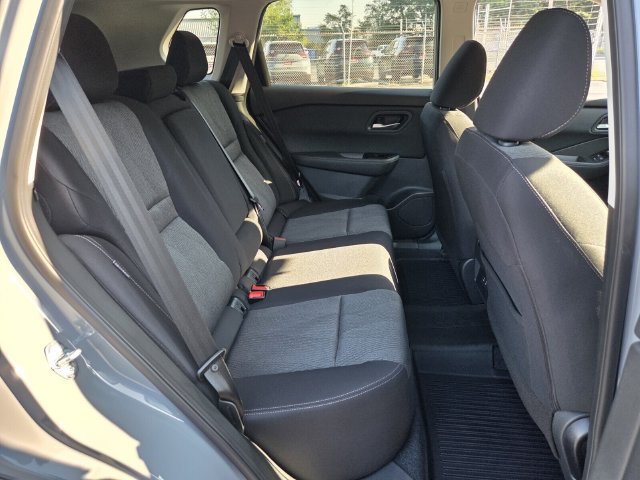 New 2026 Nissan Rogue SV FWD image 12