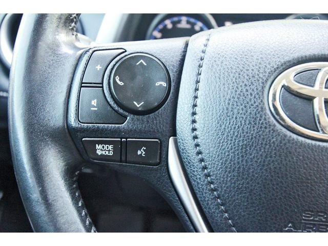 Used 2018 Toyota RAV4 Limited image 18