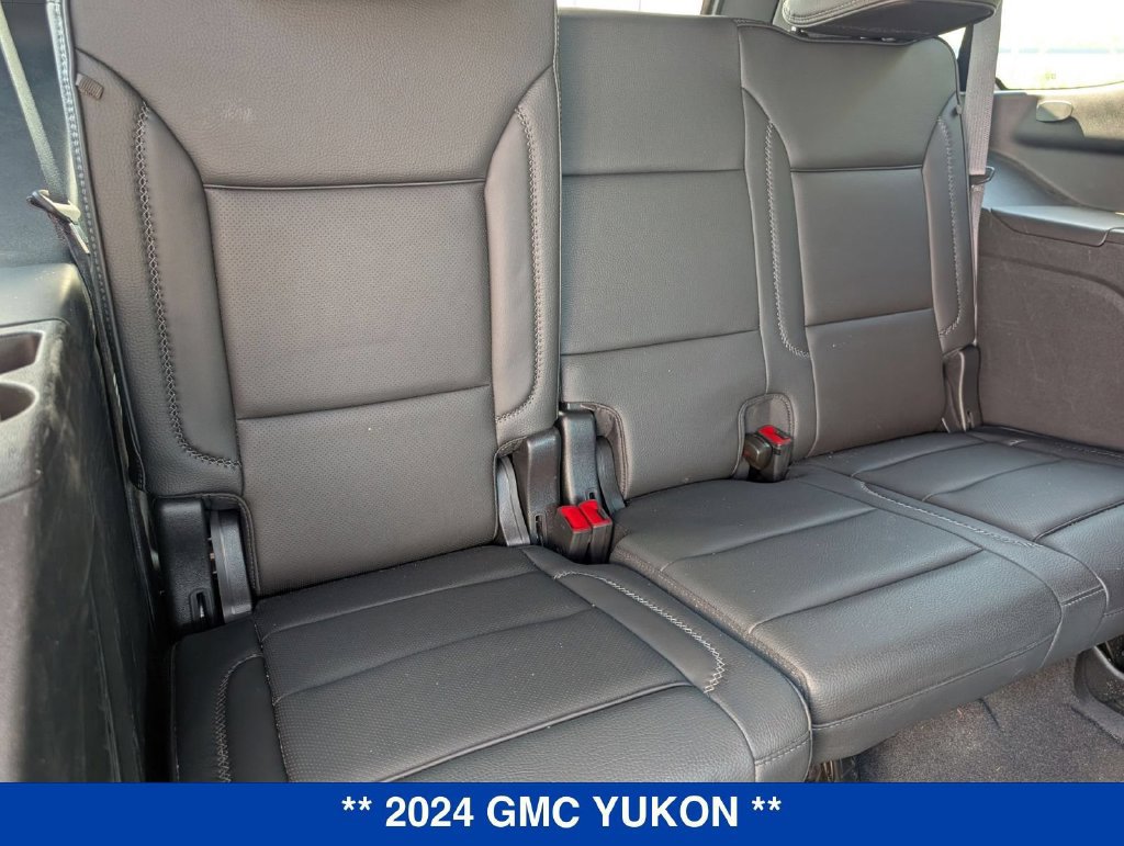 Used 2024 GMC Yukon Denali w/ Advanced Technology Package AWD/4WD image 41