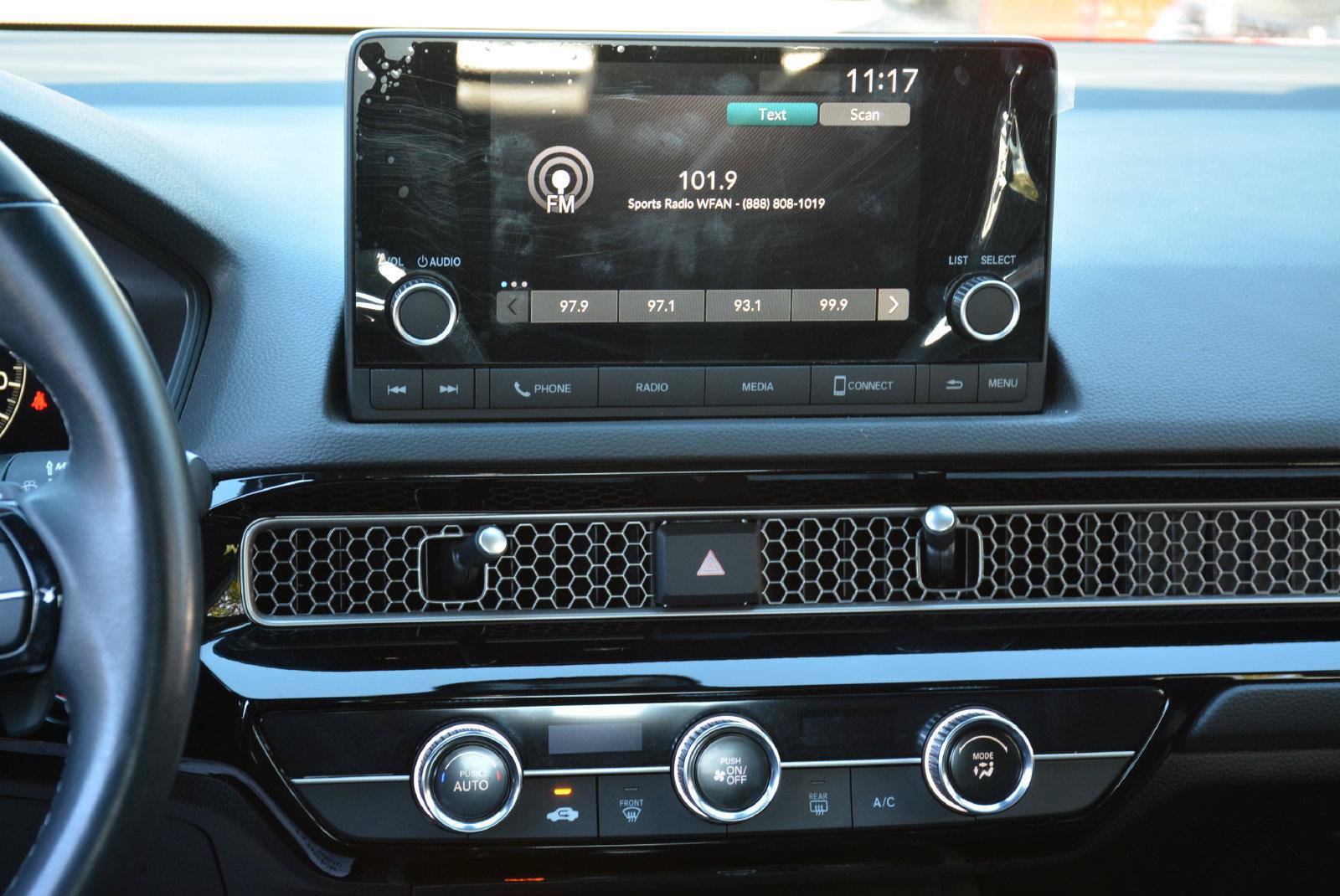 Used 2024 Honda Civic Sport image 12