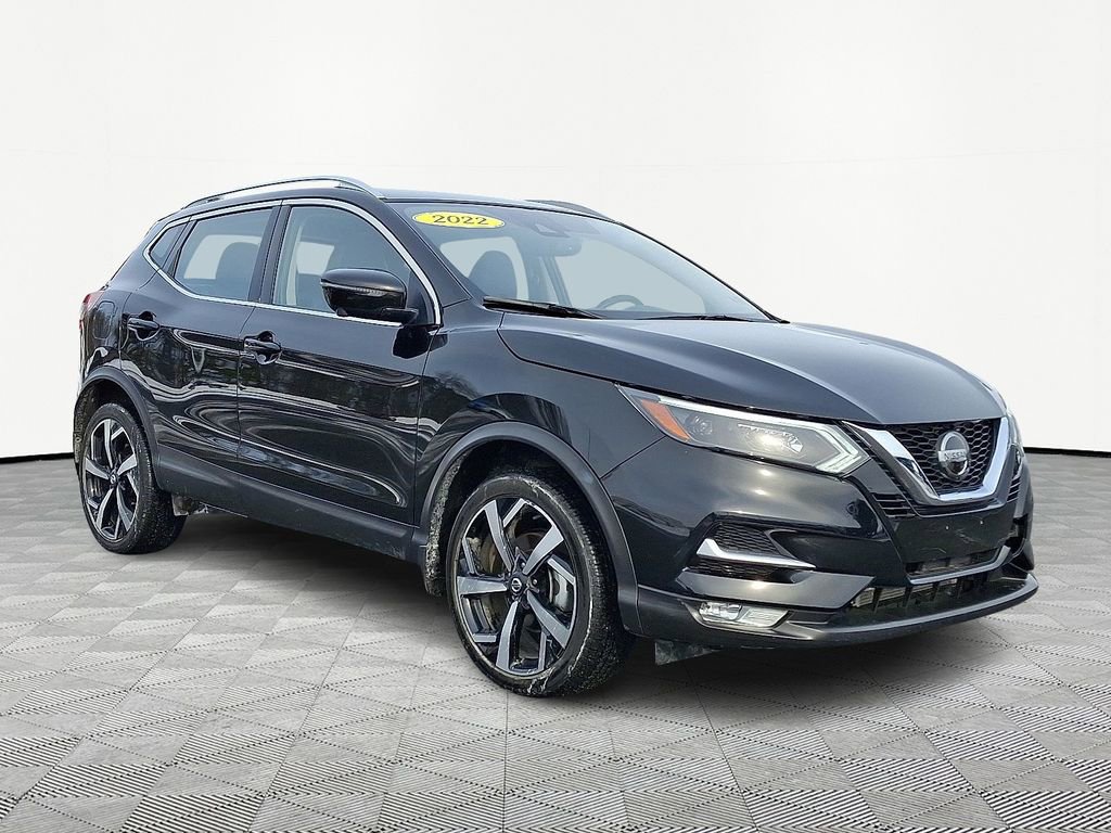 Used 2022 Nissan Rogue Sport SL w/ Premium Package image 1