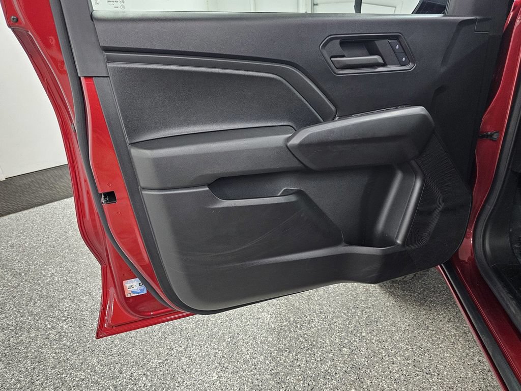 Used 2024 Chevrolet Colorado Trail Boss w/ Advanced Trailering Package AWD/4WD image 16