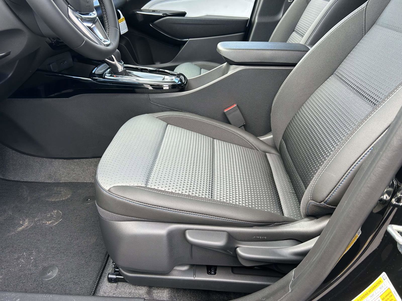 New 2026 Chevrolet Trax LT w/ Driver Confidence Package image 14