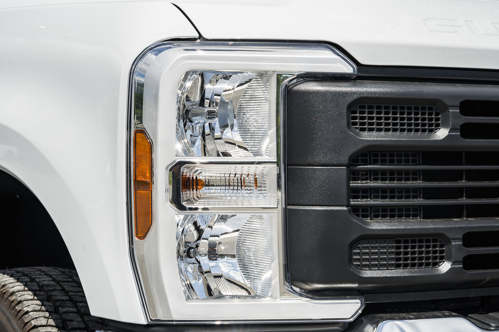 New 2026 Ford F350 XL w/ FX4 Off-Road Package image 11