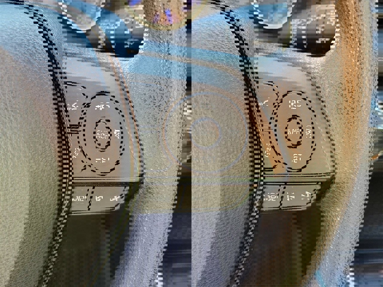 Used 2020 Toyota RAV4 XLE image 22