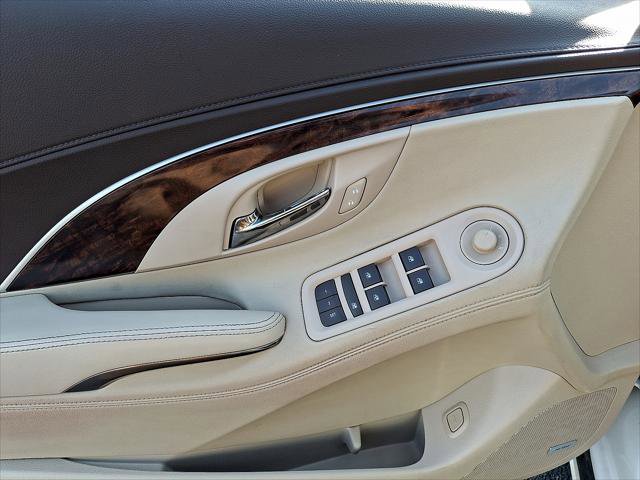 Used 2016 Buick LaCrosse Premium w/ Driver Confidence Package #1 image 2