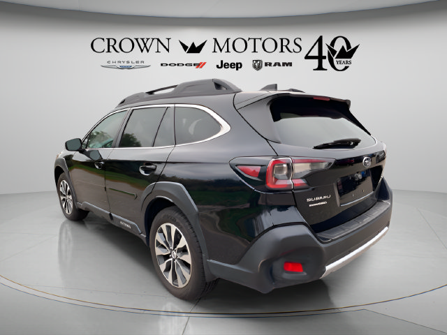 Used 2024 Subaru Outback Limited AWD/4WD image 3