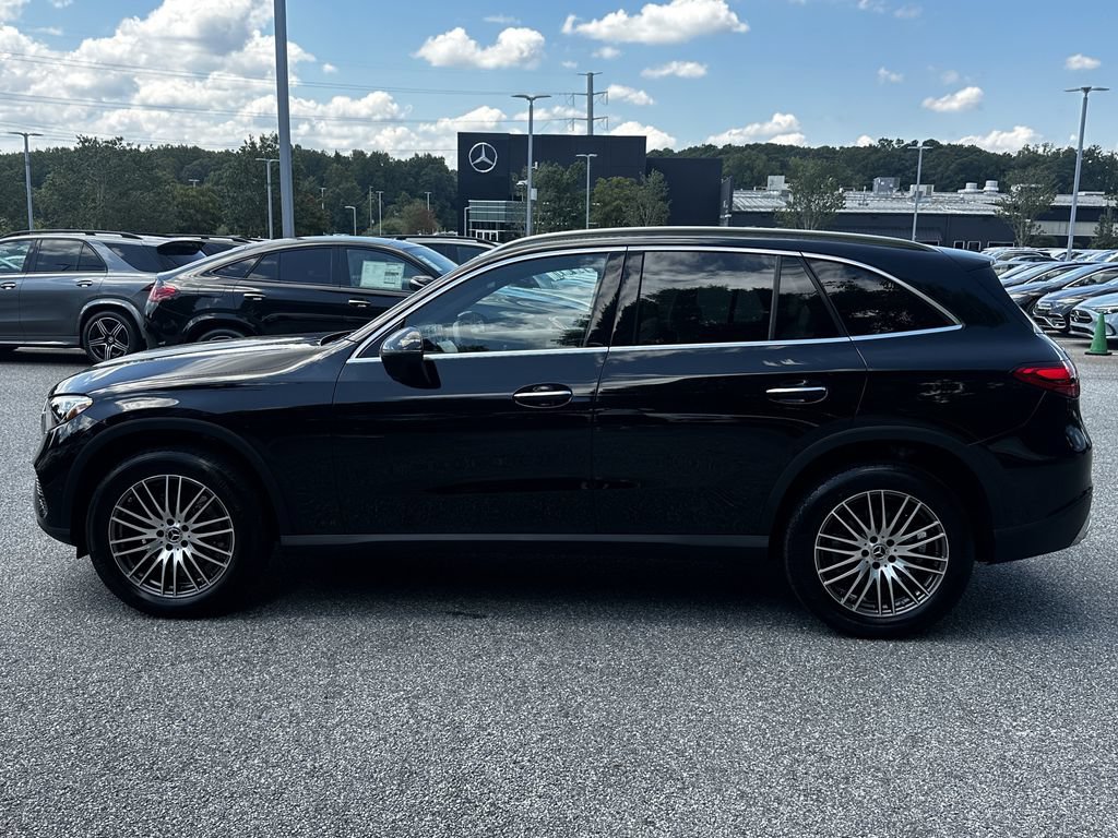 Certified 2024 Mercedes-Benz GLC 300 4MATIC image 5