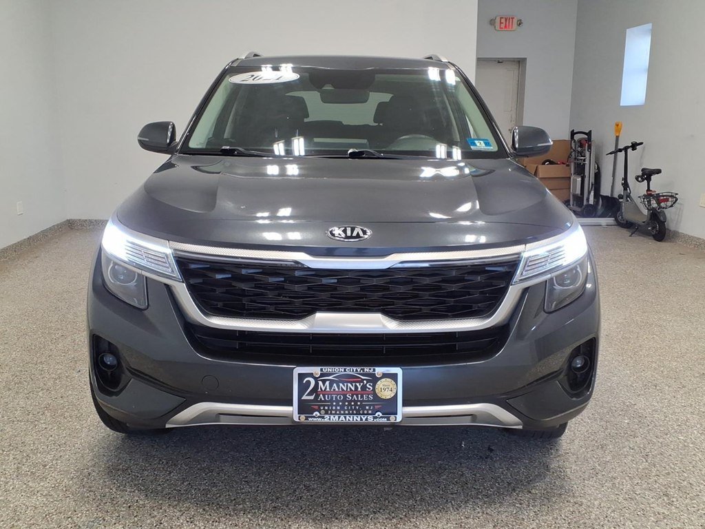 Used 2021 Kia Seltos S FWD image 2