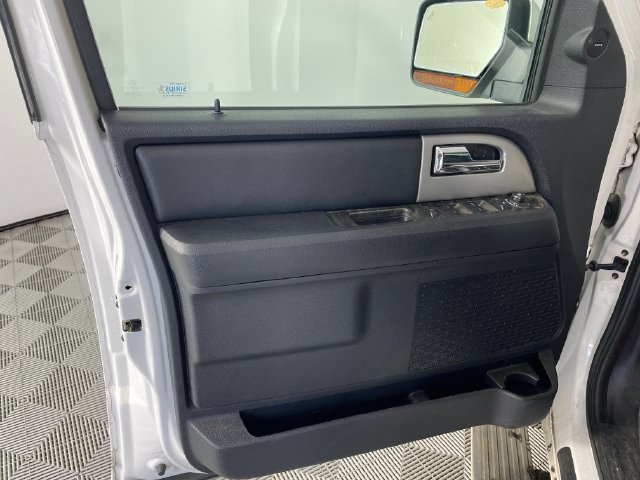 Used 2015 Ford Expedition Limited AWD/4WD image 10