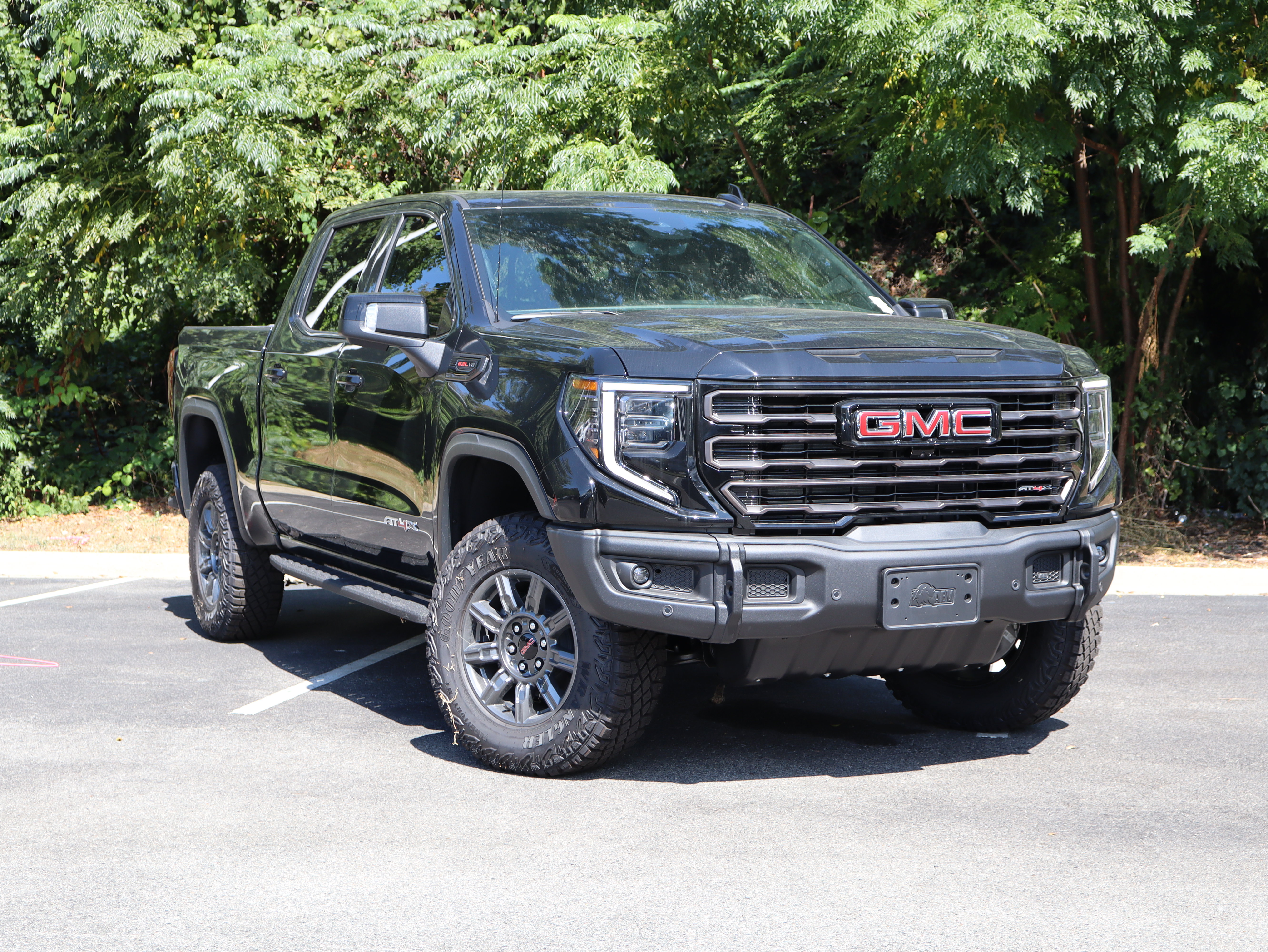 New 2026 GMC Sierra 1500 AT4X AWD/4WD image 2