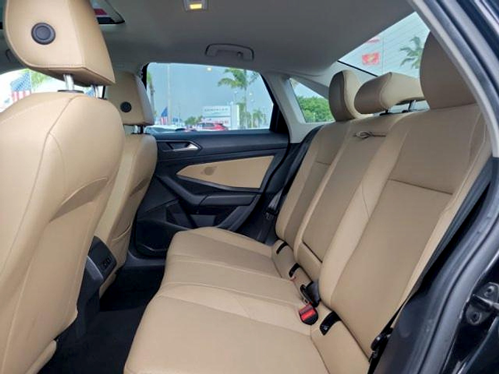Used 2020 Volkswagen Jetta SE w/ SE Cold Weather Package FWD image 15