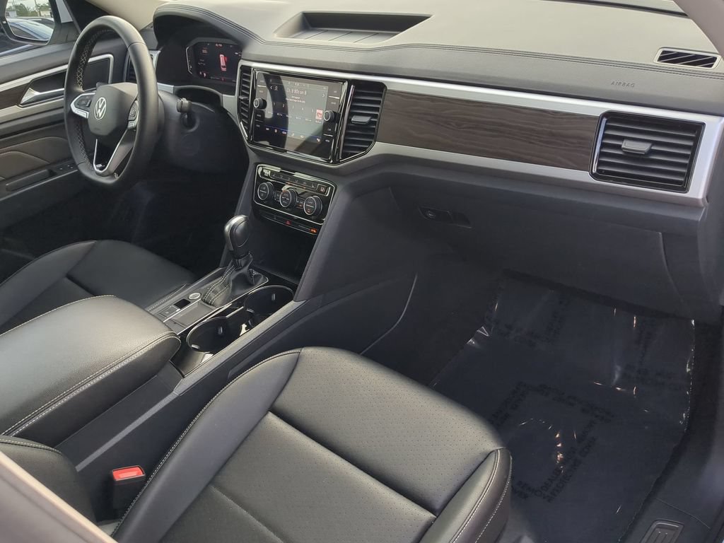 Certified 2023 Volkswagen Atlas SE FWD image 13