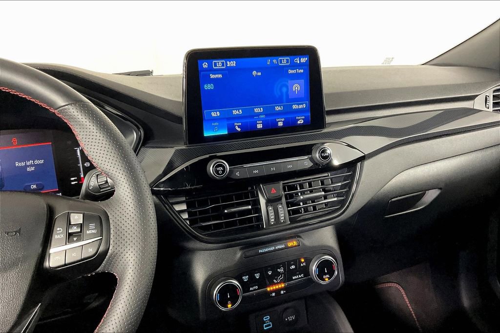 Used 2023 Ford Escape ST-Line image 9