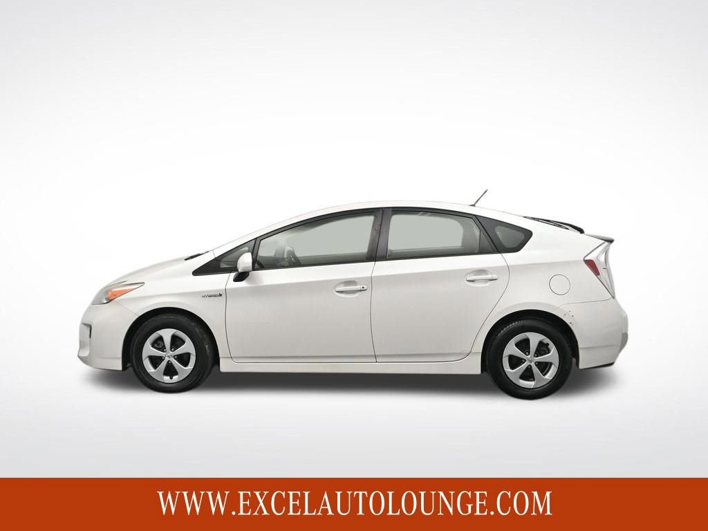 Used 2014 Toyota Prius Two image 3