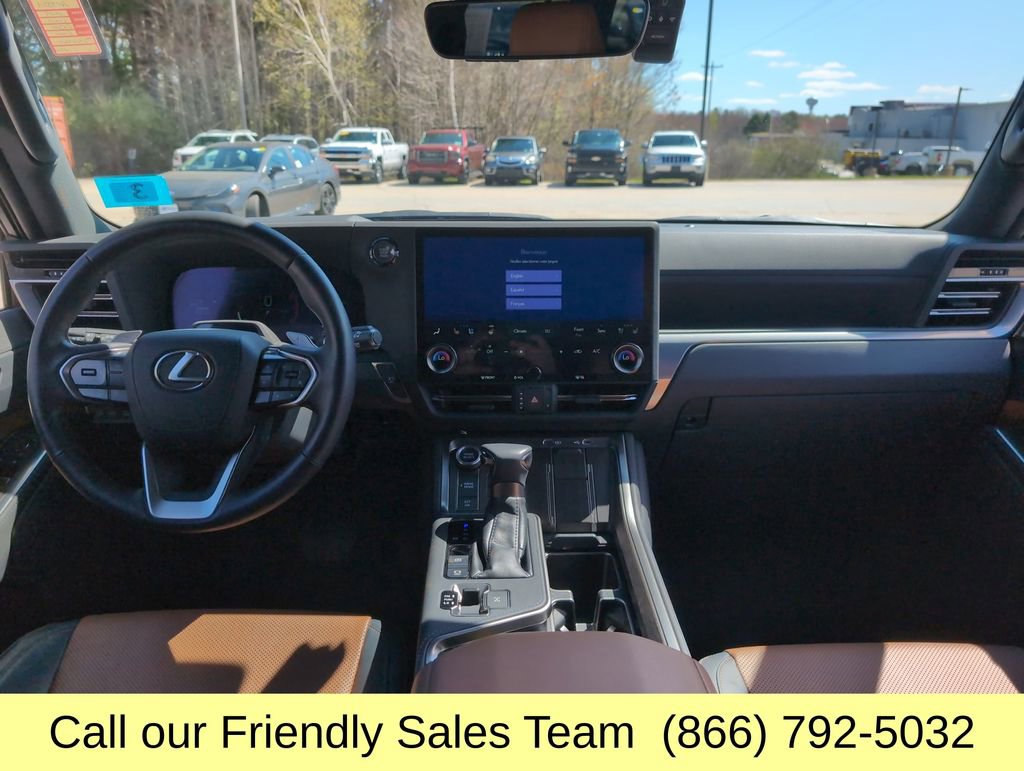 Used 2024 Lexus GX 550 AWD/4WD image 15
