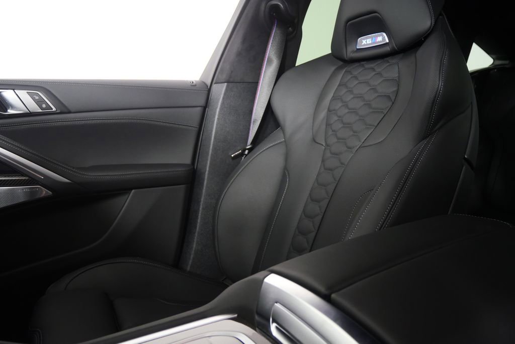 New 2026 BMW X6 M Competition w/ Executive Package image 25