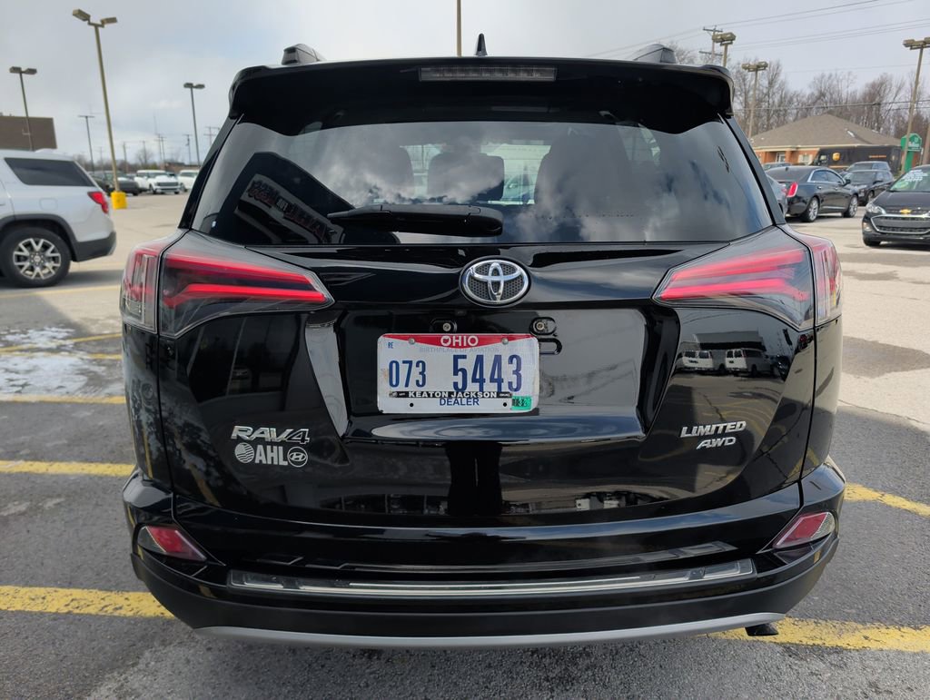 Used 2018 Toyota RAV4 Limited w/ All Weather Liner Package image 6