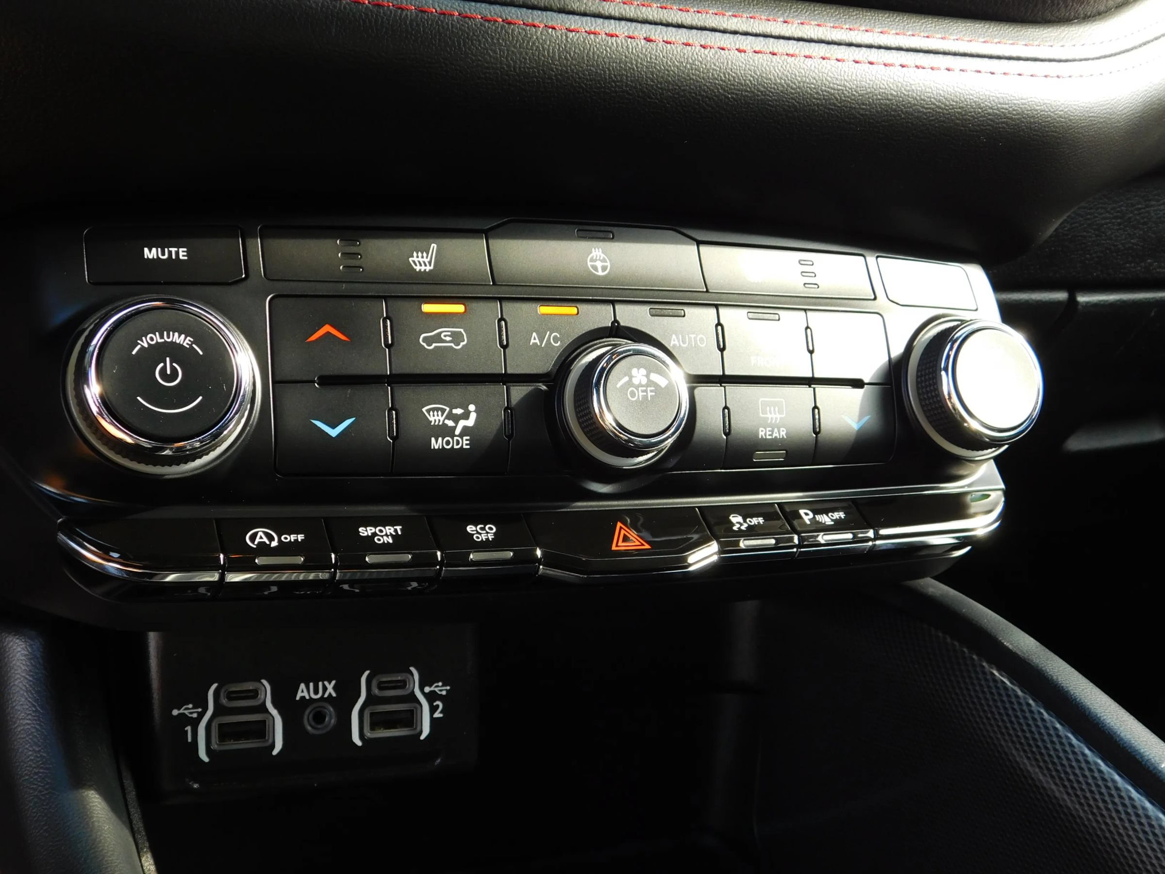Used 2023 Dodge Durango GT RWD image 22