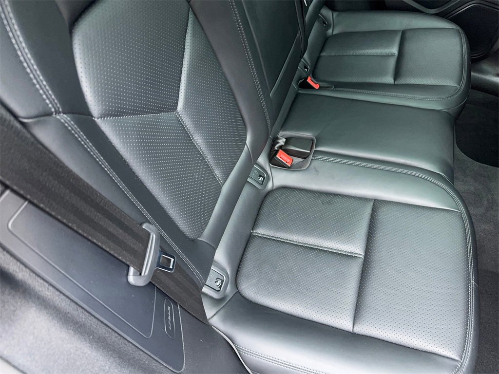 Used 2021 Porsche Macan S image 52