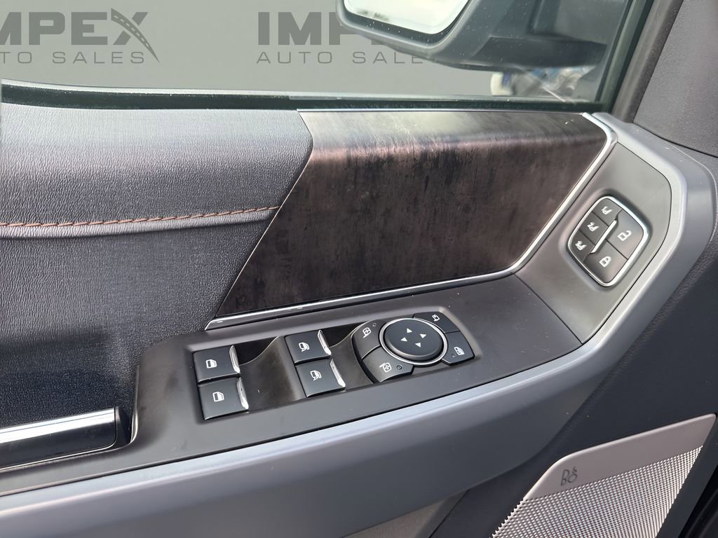 Used 2023 Ford F150 Lightning Lariat image 26