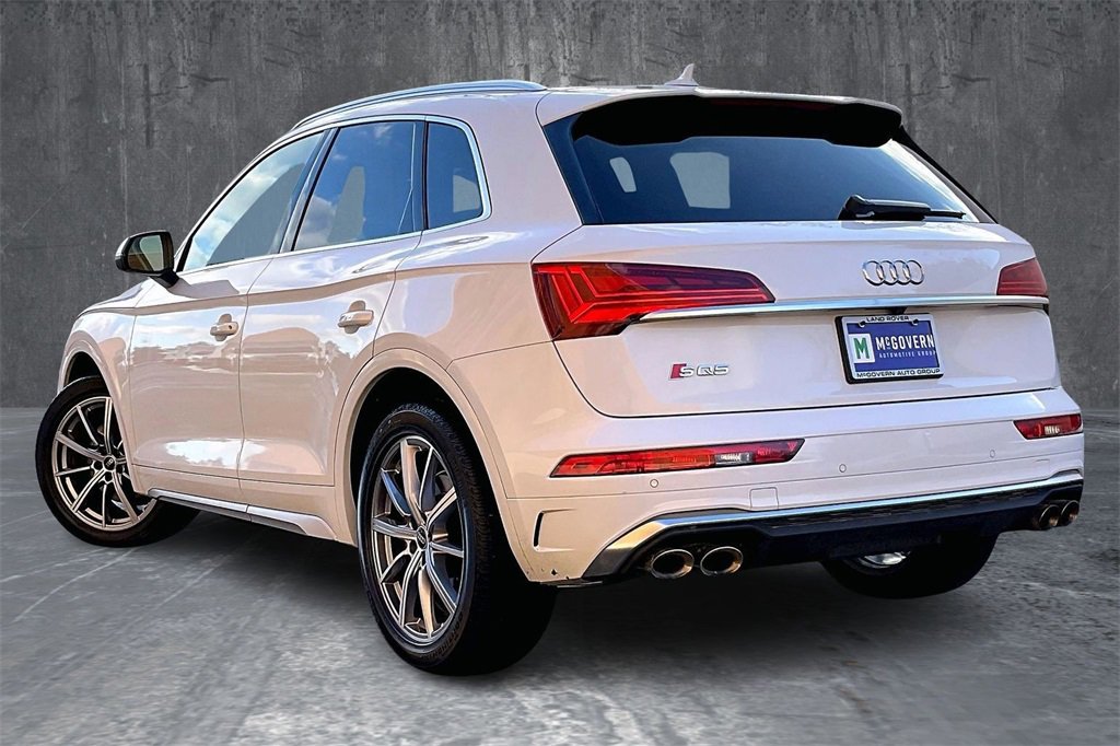 Used 2024 Audi SQ5 Premium Plus w/ Premium Plus Package image 4