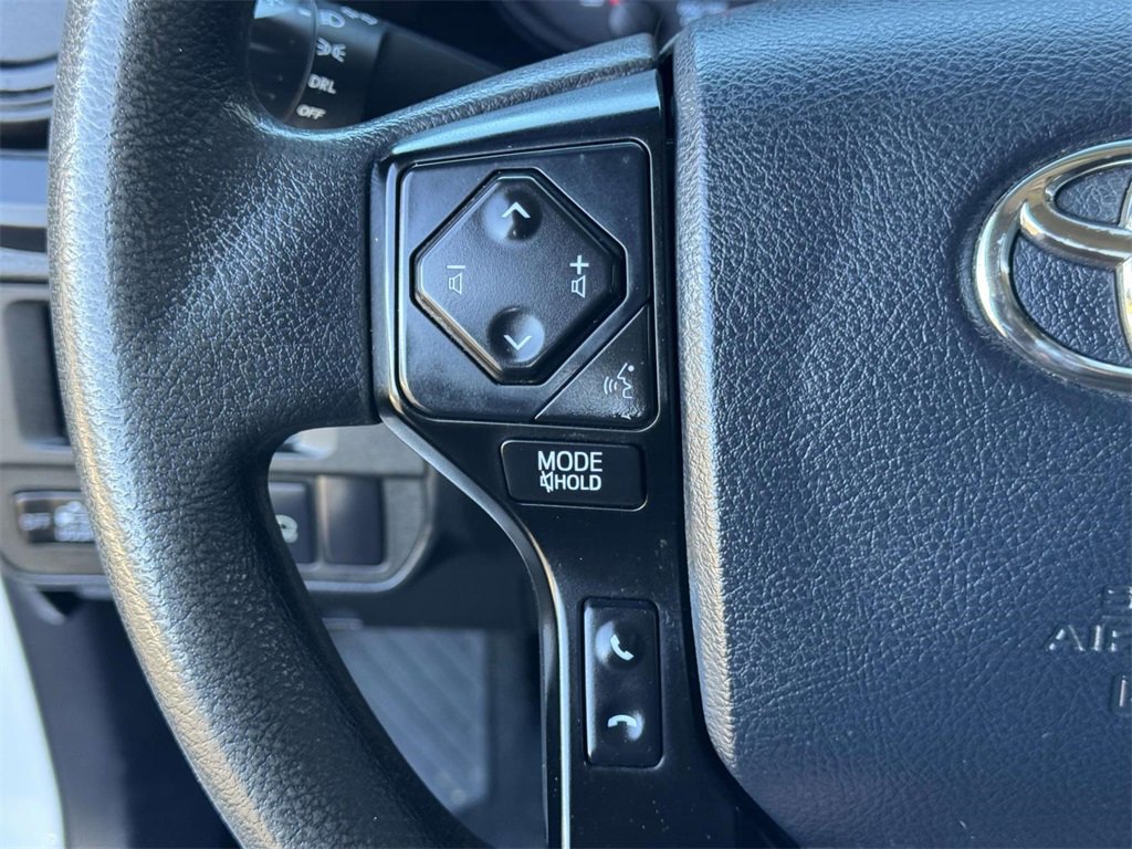 Used 2018 Toyota Tacoma SR w/ SR Convenience Package image 11