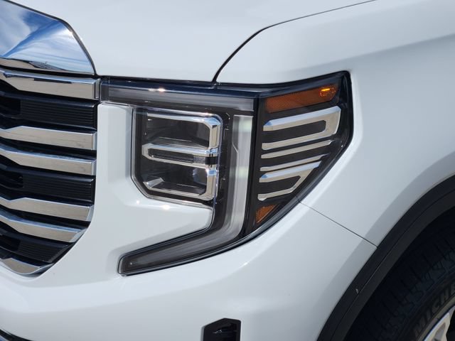 Used 2025 GMC Sierra 1500 SLT RWD image 9