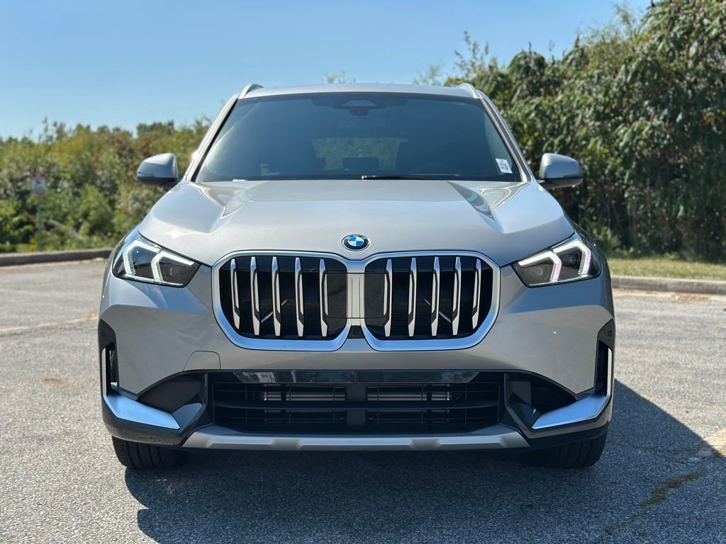 New 2026 BMW X1 xDrive28i w/ Technology Package AWD/4WD image 2