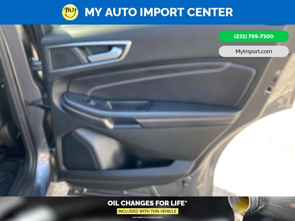 Used 2022 Ford Edge Titanium AWD/4WD image 17