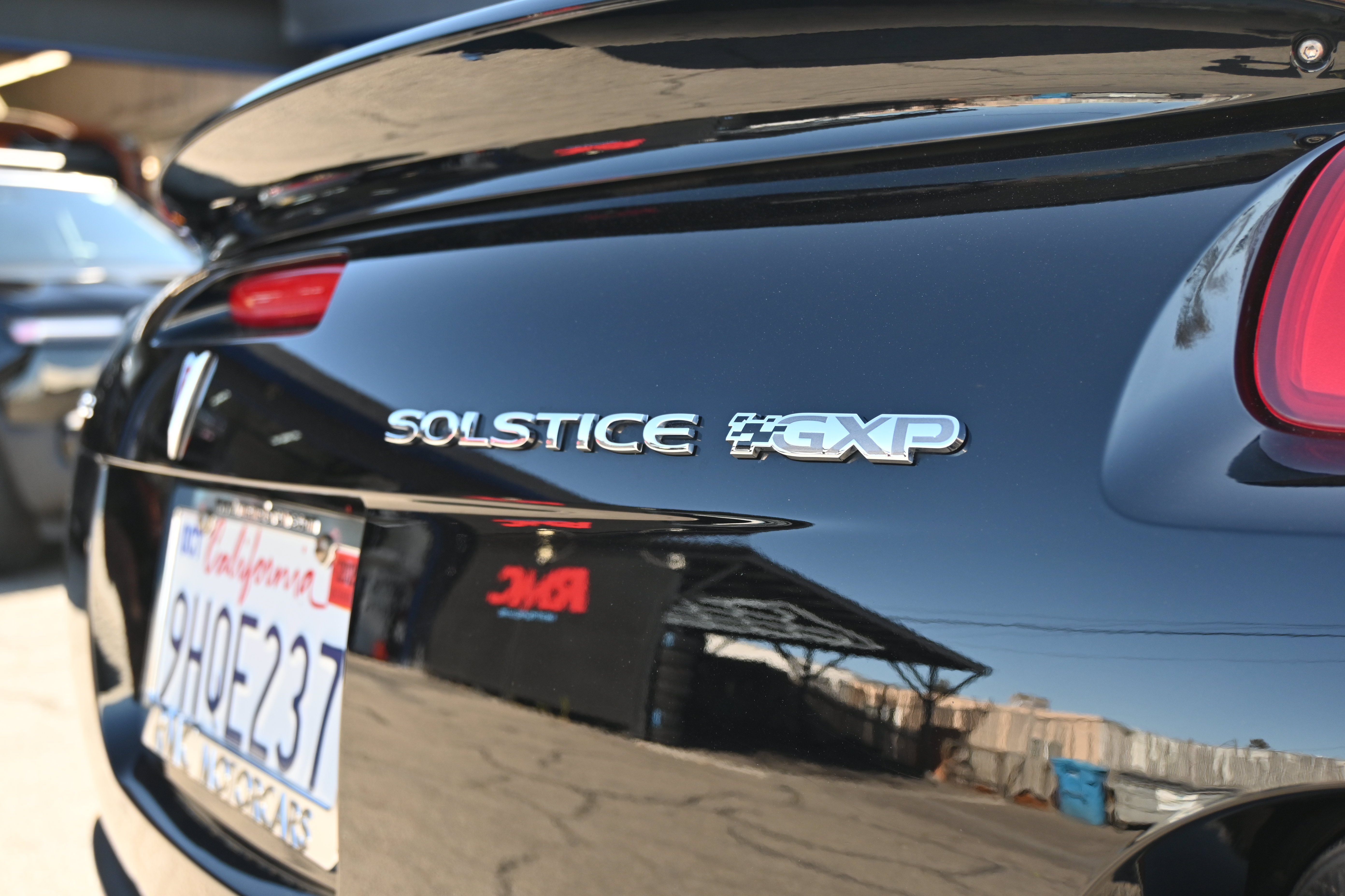 Used 2009 Pontiac Solstice GXP w/ Premium Package RWD image 18