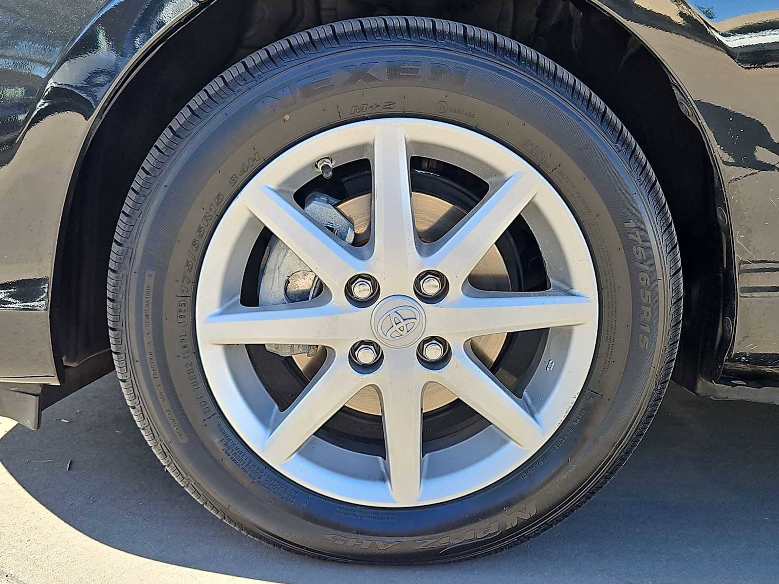 Used 2015 Toyota Prius C Three image 14