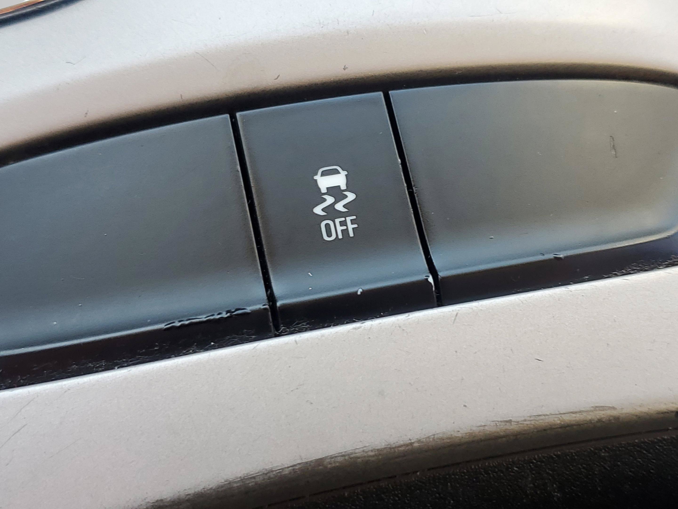 Used 2018 Chevrolet Cruze LS FWD image 30