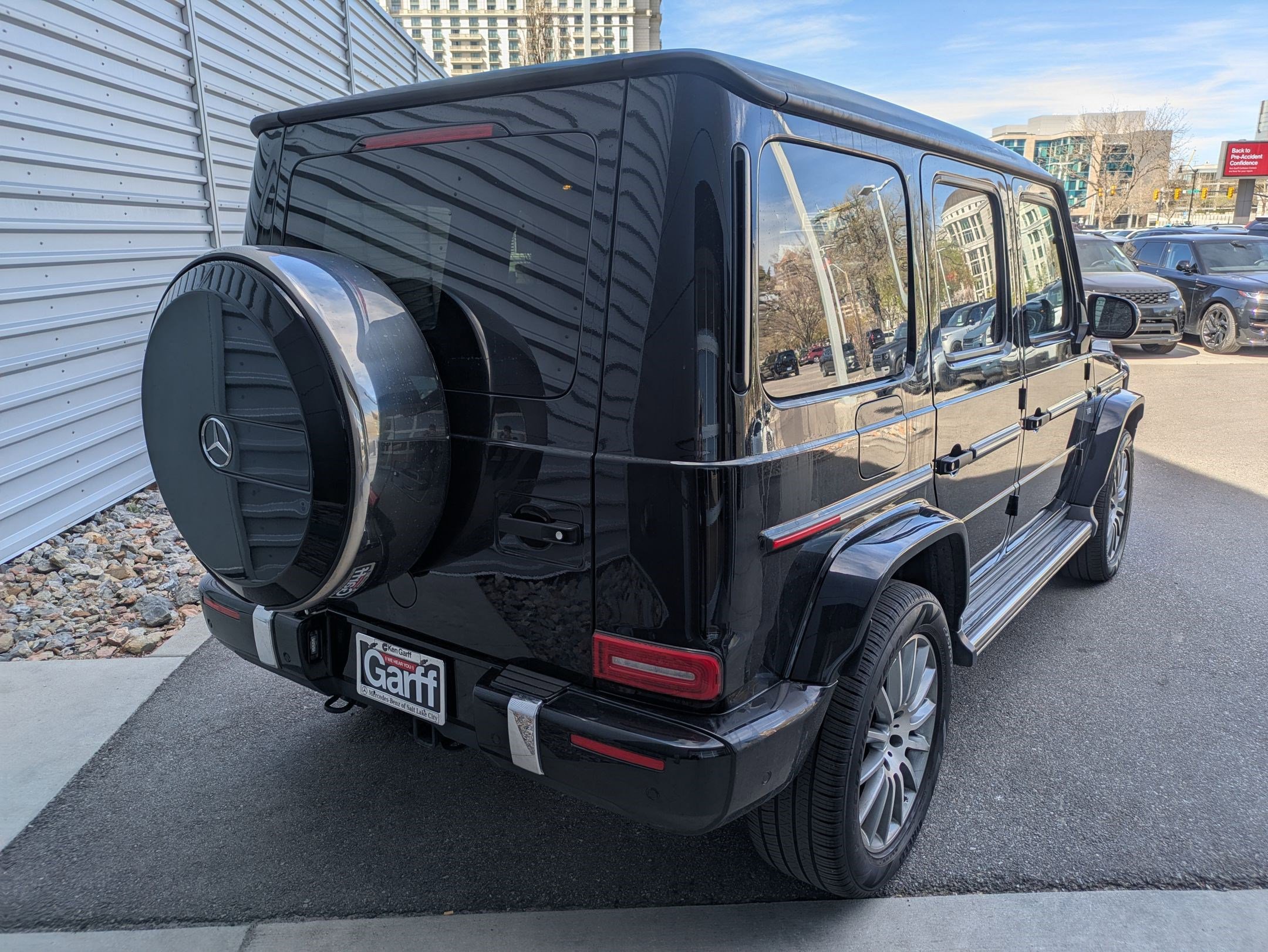 Used 2022 Mercedes-Benz G 550 image 3