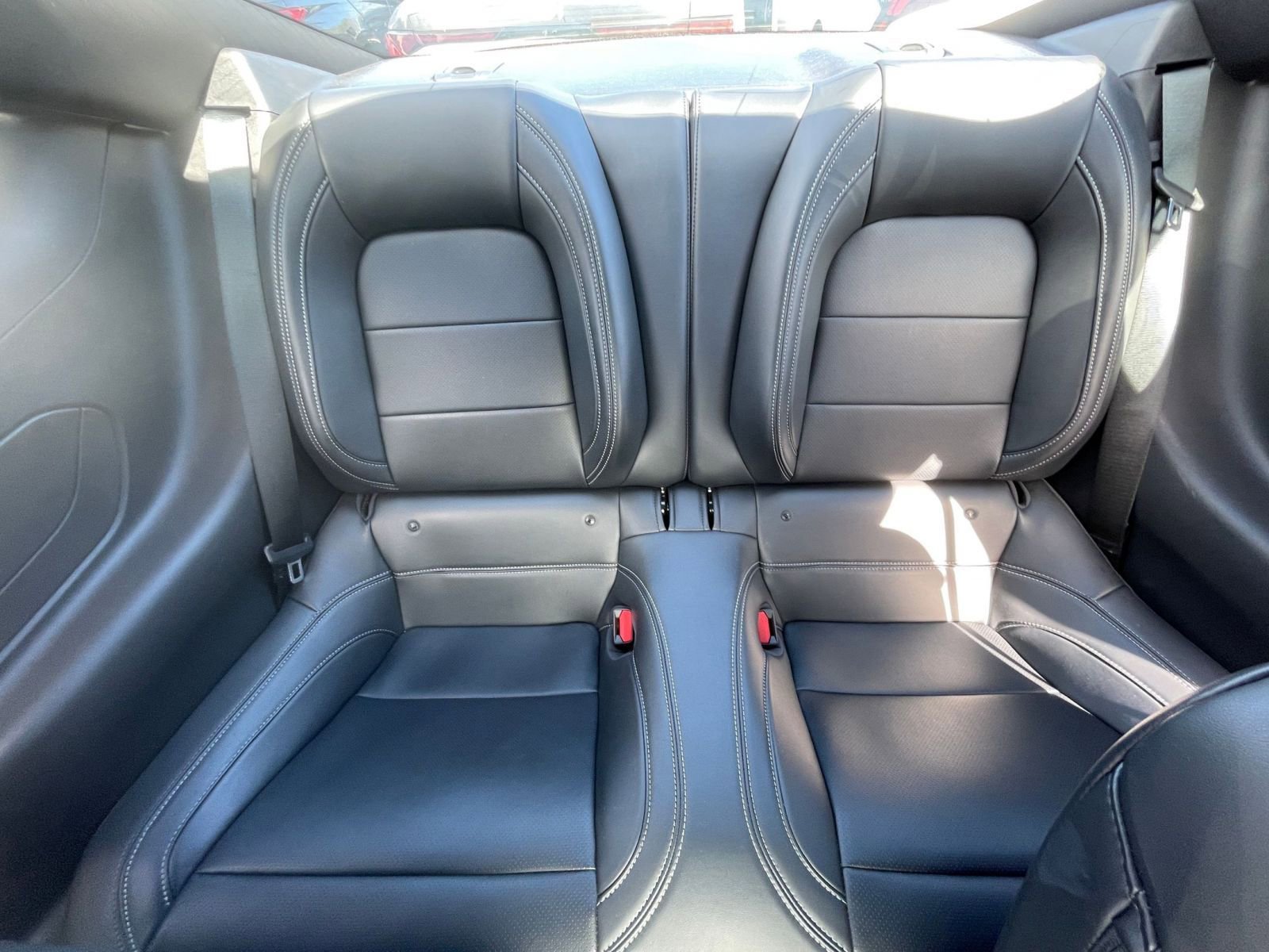 Used 2025 Ford Mustang GT Premium image 38