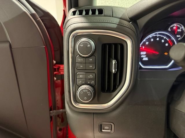 Certified 2019 Chevrolet Silverado 1500 RST AWD/4WD image 16