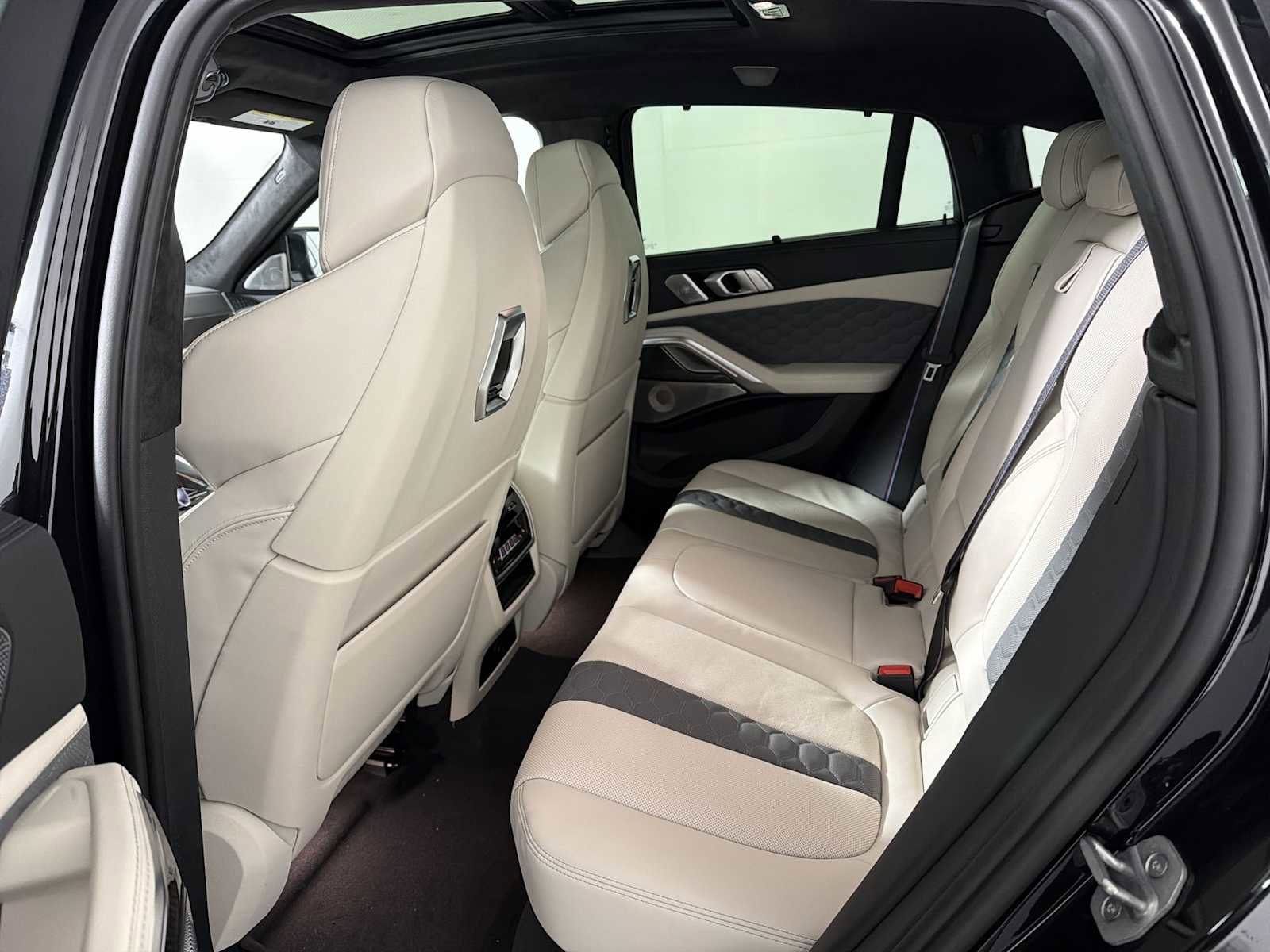 New 2026 BMW X6 M Competition image 19
