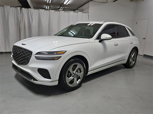 Used 2026 Genesis GV70 2.5T Select image 4