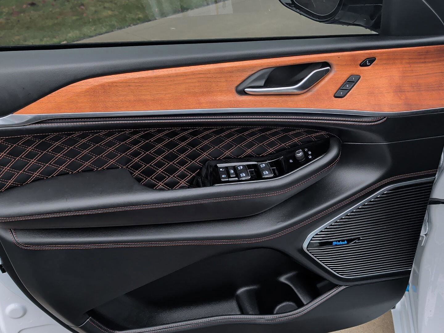 Used 2023 Jeep Grand Cherokee L Summit image 18