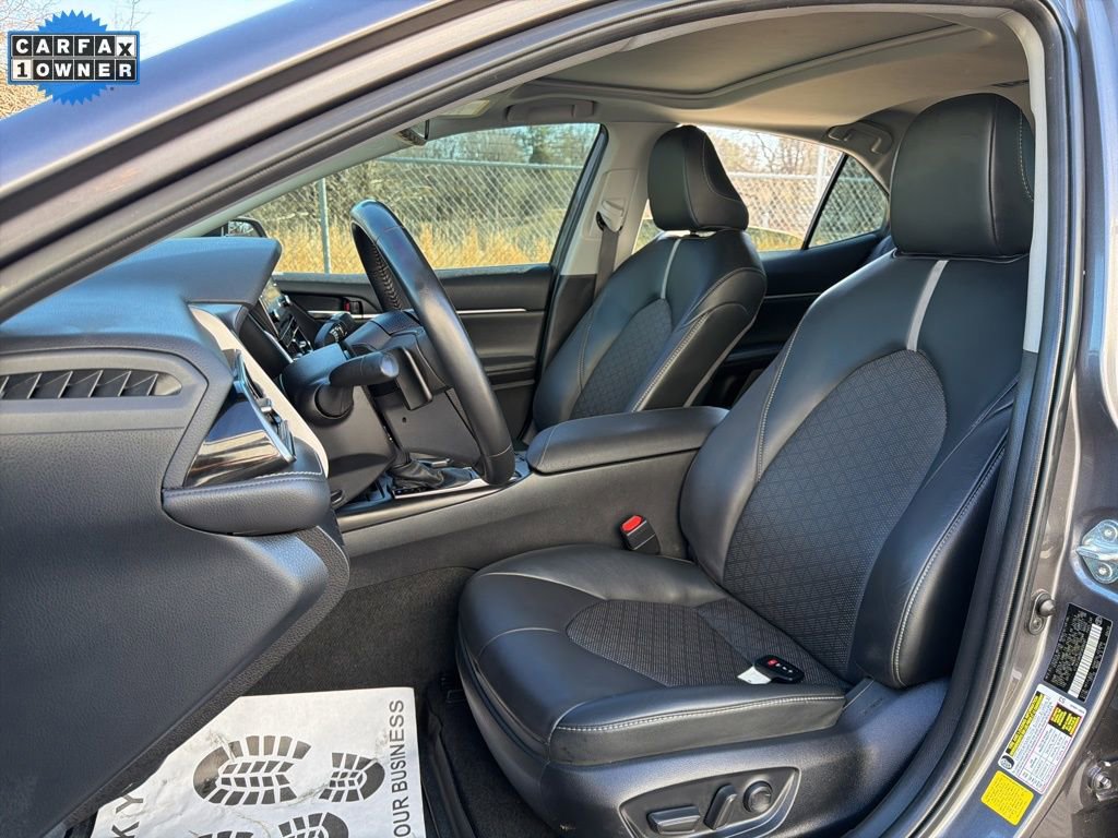 Used 2023 Toyota Camry XSE image 24