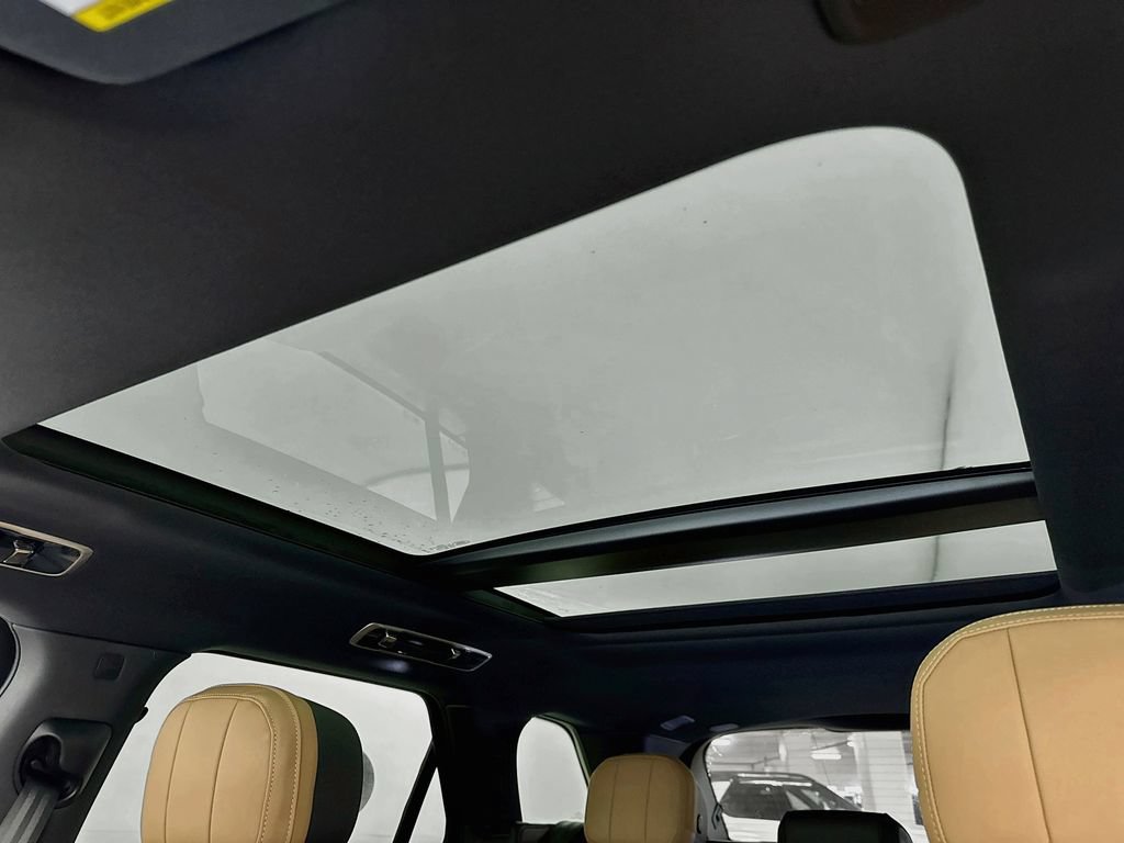 New 2027 Land Rover Range Rover Sport Dynamic SE AWD/4WD image 22