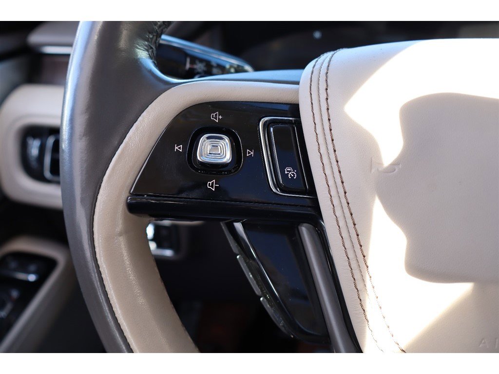 Used 2022 Lincoln Aviator Reserve w/ Equipment Group 201A image 36