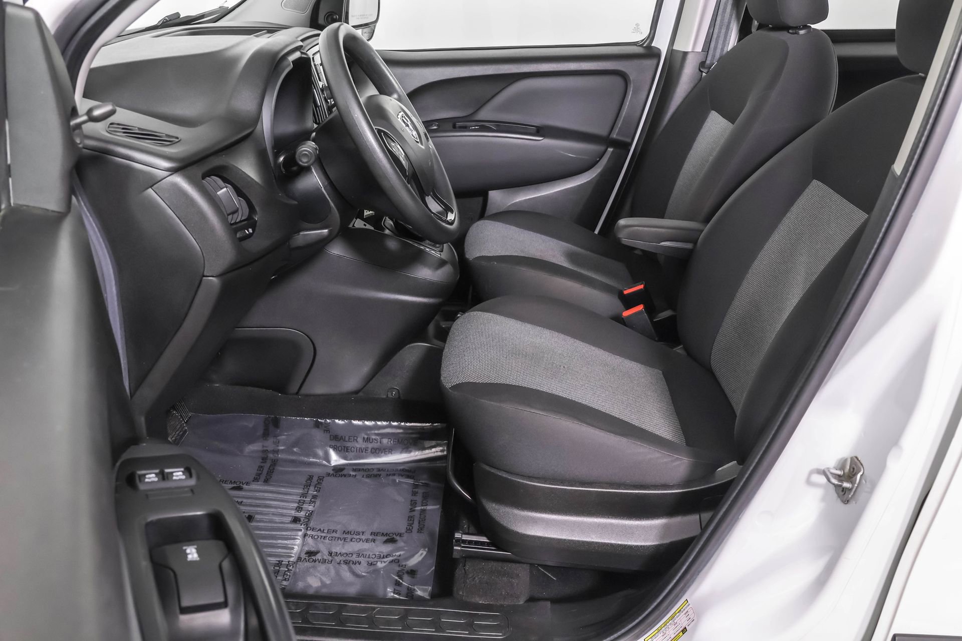 Used 2021 RAM ProMaster City Base image 22