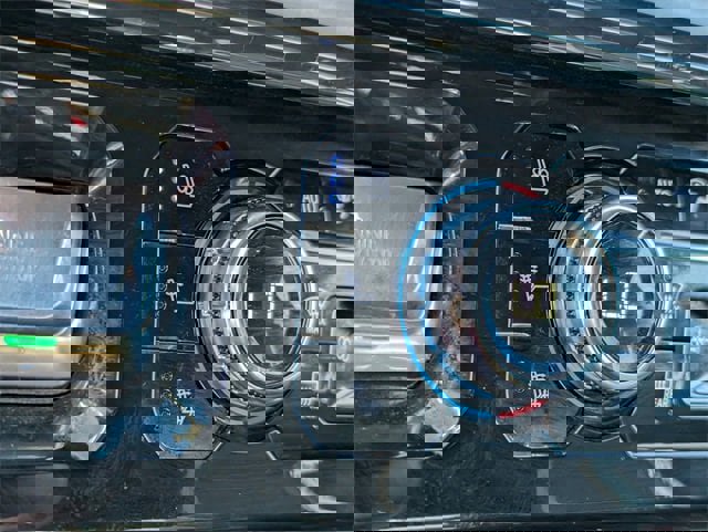 Used 2022 GMC Sierra 1500 AT4X image 15