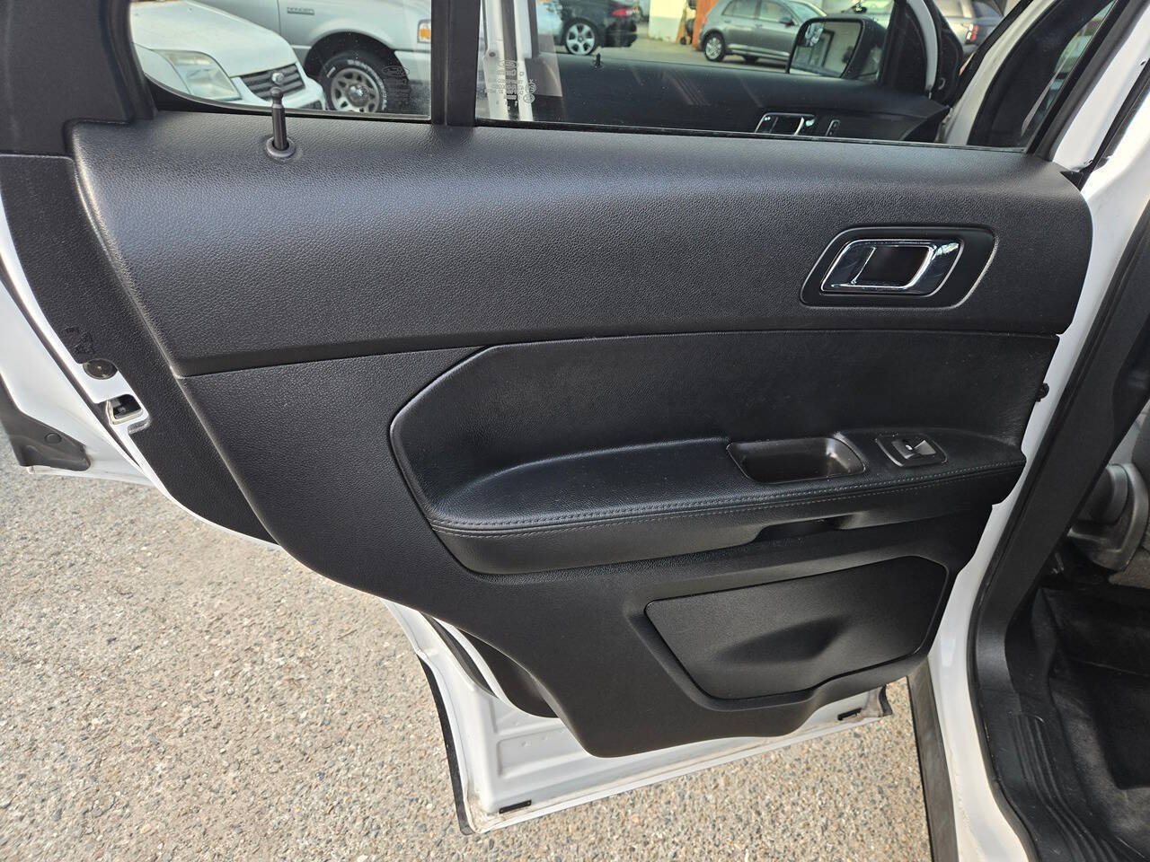 Used 2017 Ford Explorer 4WD Police Interceptor image 24