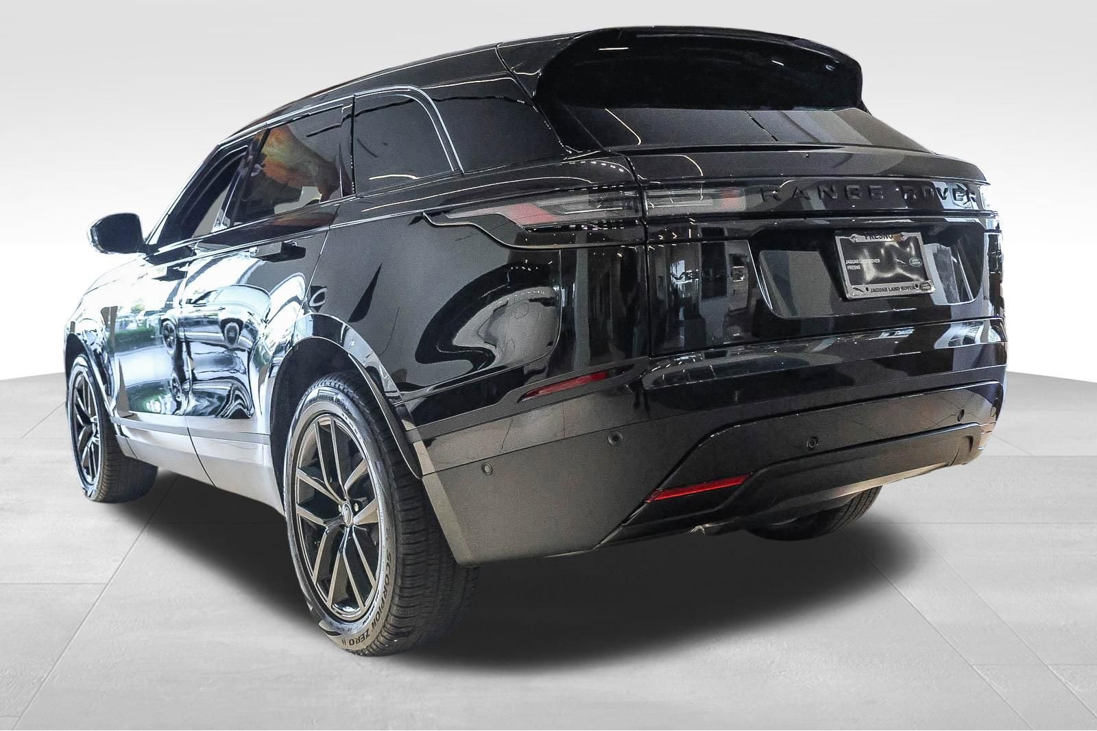 New 2026 Land Rover Range Rover Velar S AWD/4WD image 6