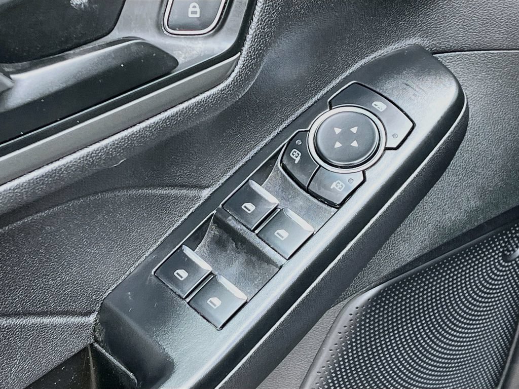 Used 2025 Ford Escape Active FWD image 17