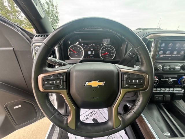 Used 2021 Chevrolet Silverado 1500 High Country w/ Technology Package AWD/4WD image 3